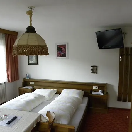 Bed & Breakfast Haus Edith 3*
